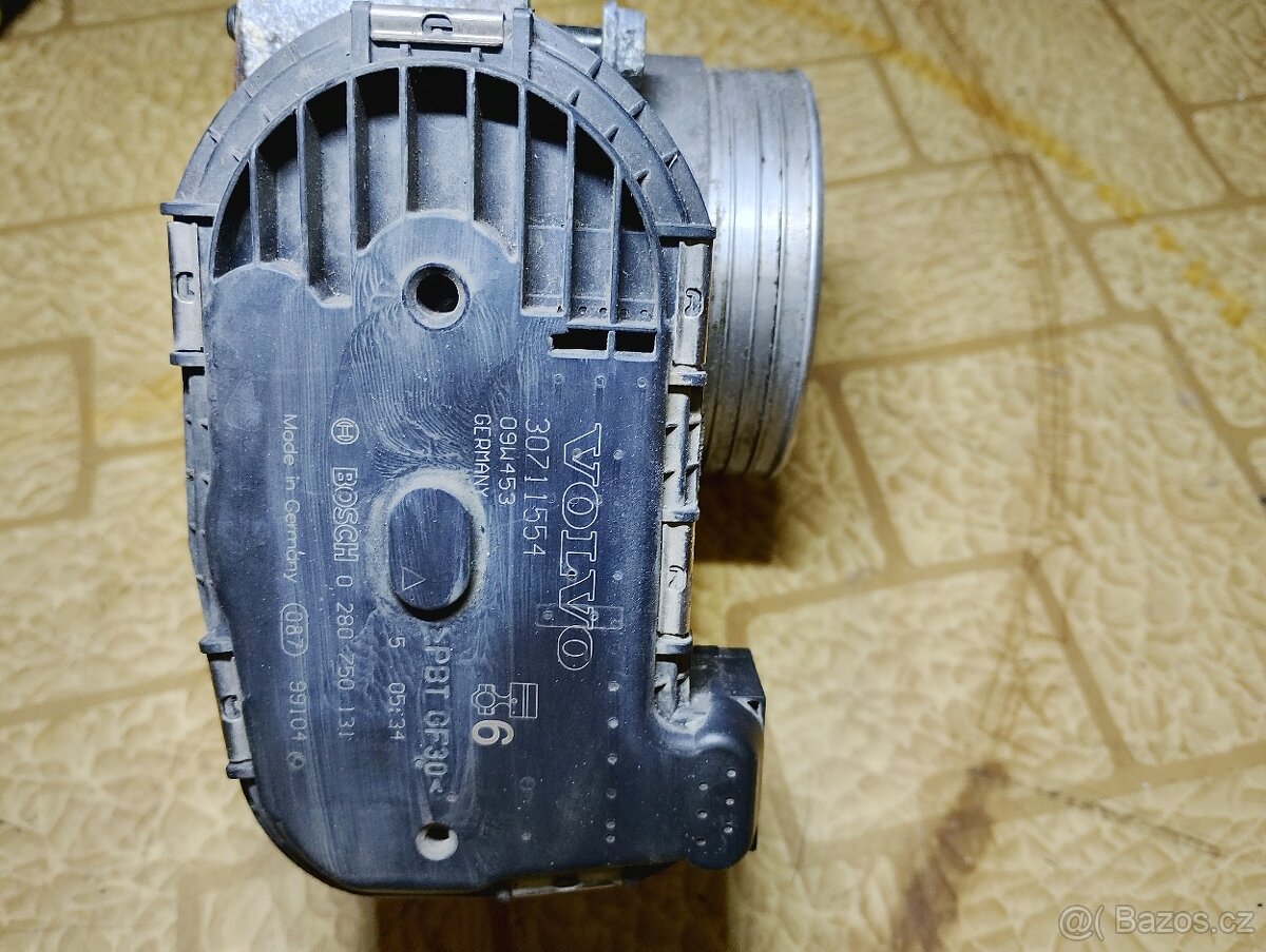 Volvo škrtiaca klapka S60,V70,XC70,XC90, s80 - 2