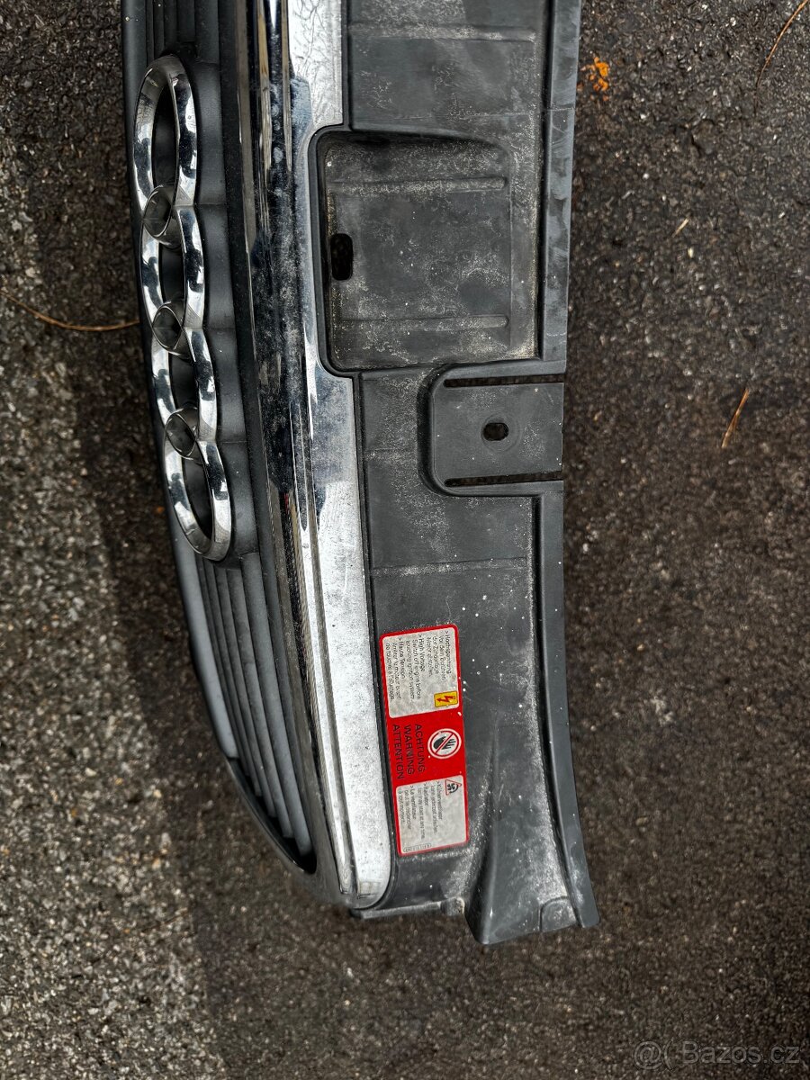 Maska Audi a4 b7 - 2