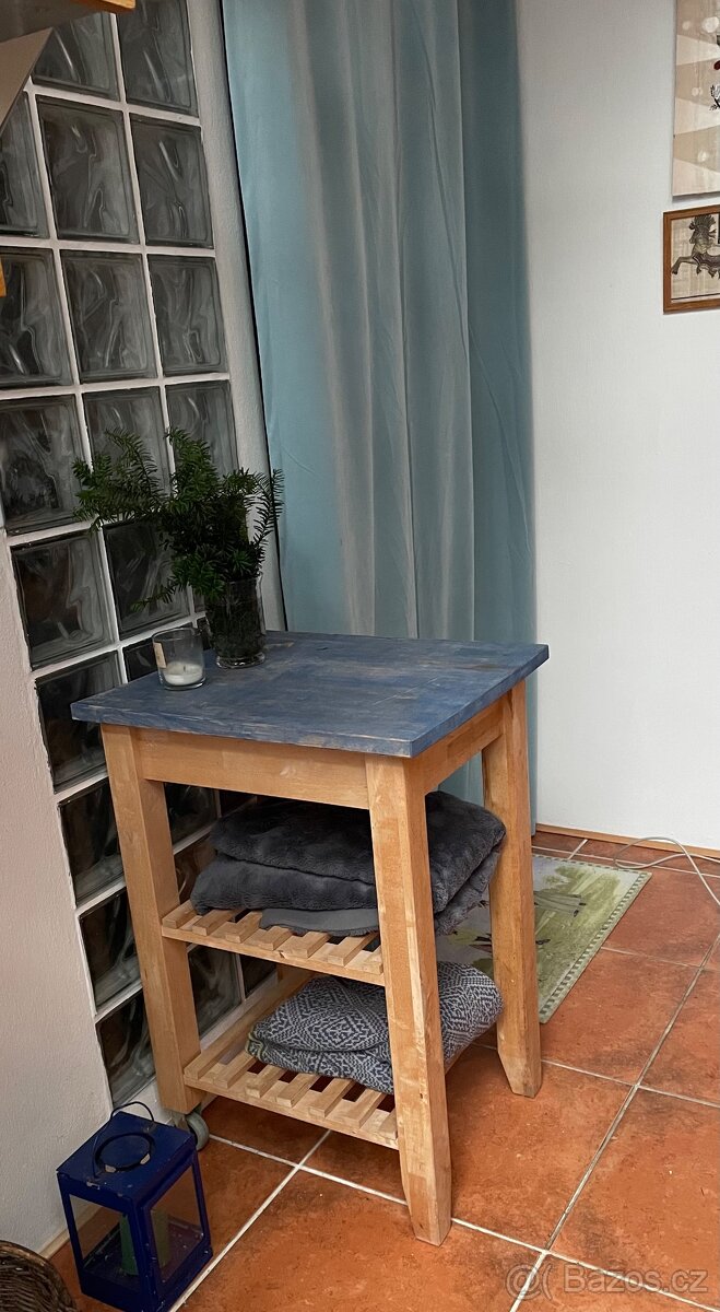 Dubovy stul na 2 kolech - 2