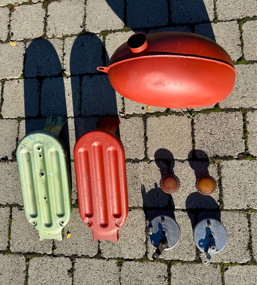 Stadion, Jawa 50 Jawetta - díly - 2