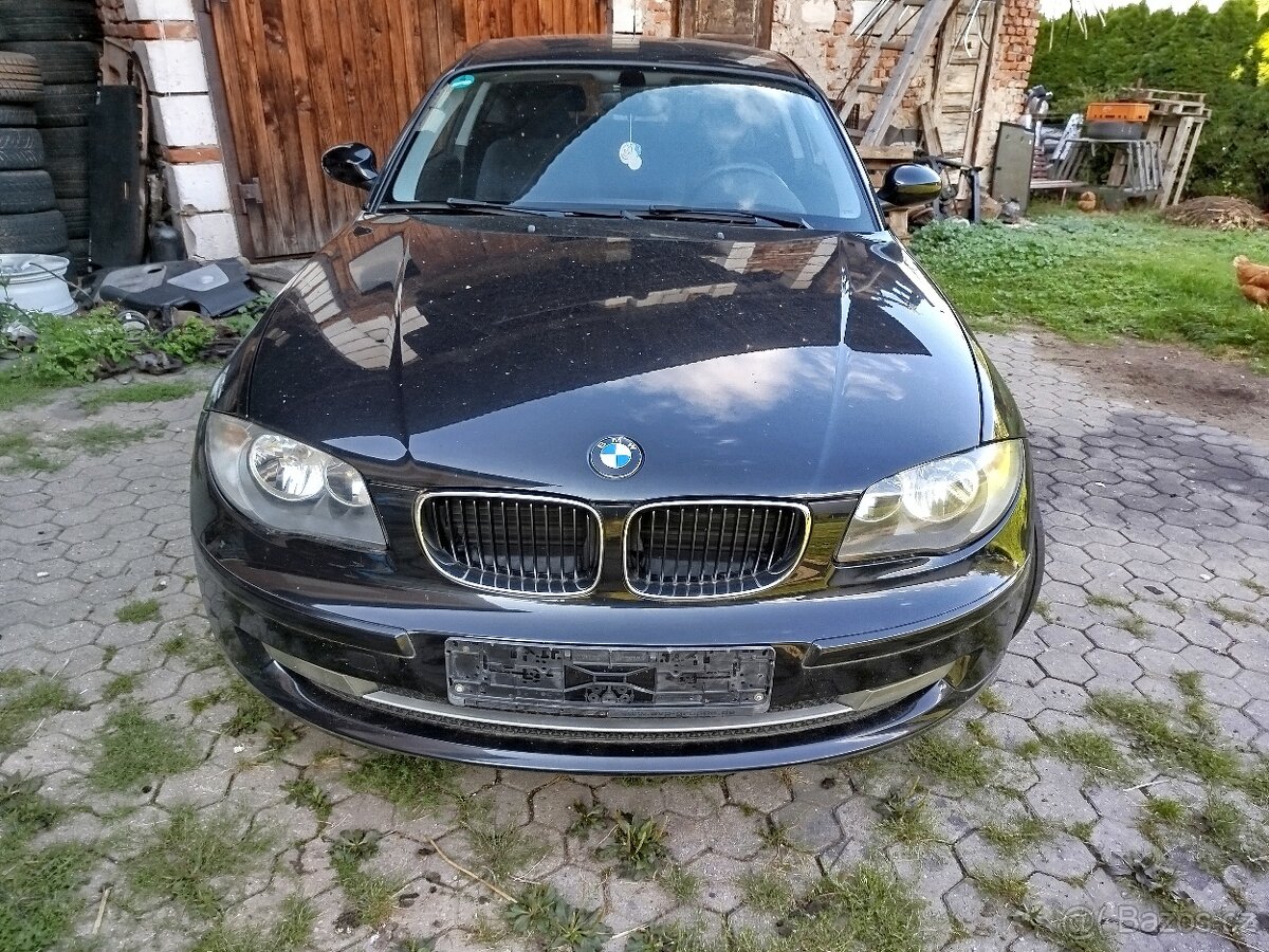 BMW 120i 3 dveře - 2