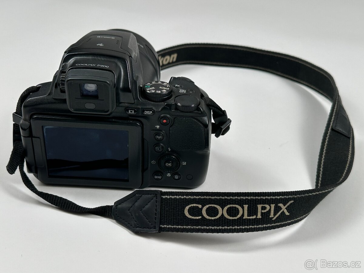 Nikon Coolpix P900 - 2