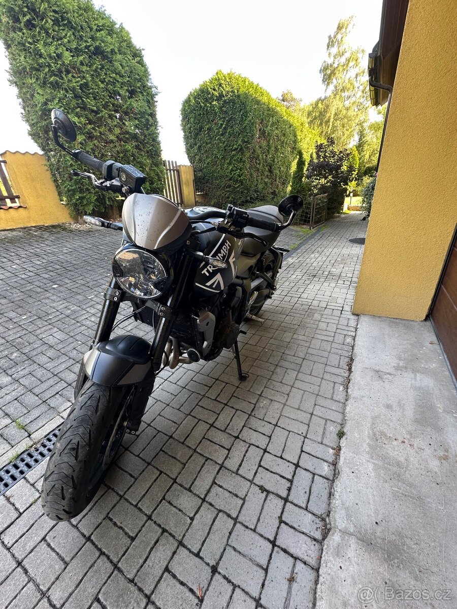 Triumph Trident 660 - 2