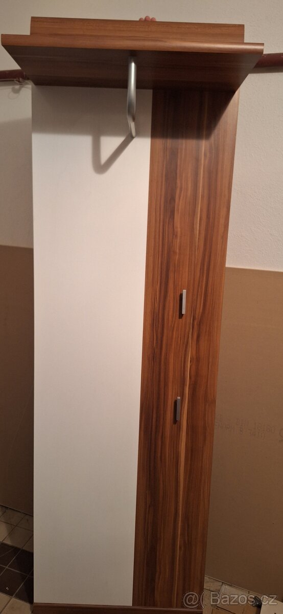 Předsíňový věšák - 2