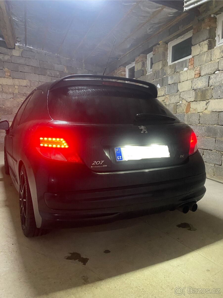 Peugeot 207 RC - 2