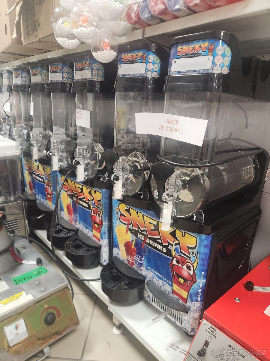 Prodám stroj na ledovou tříšť Sneky 2×10 l – zánovní, italsk - 2