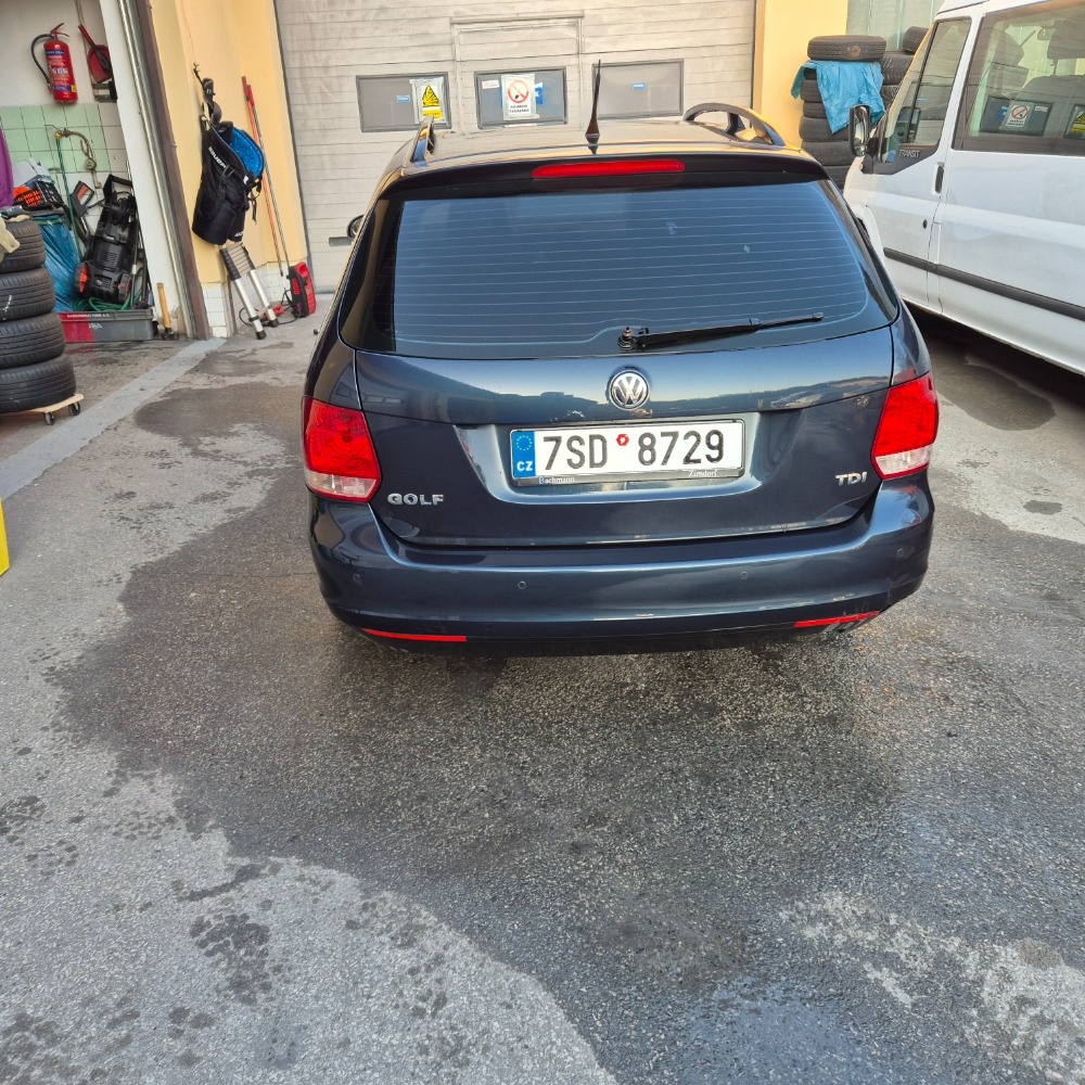 VW Golf V - 2