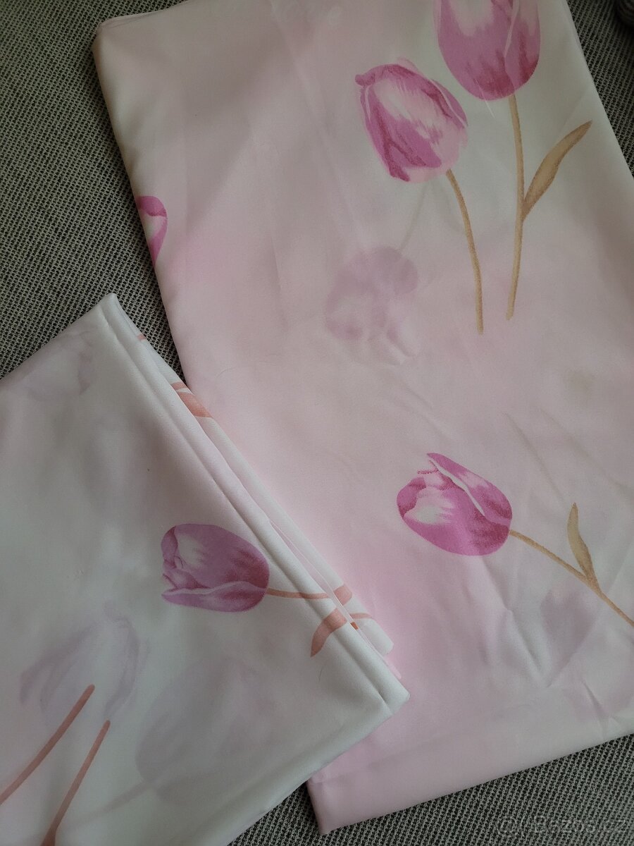 Dva růžové závěsy s tulipány - 2