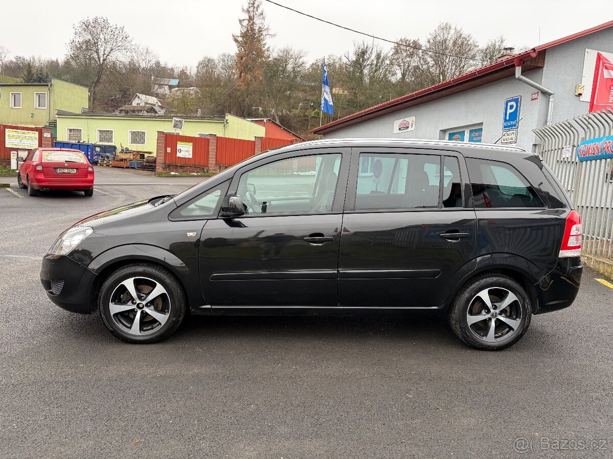 Opel Zafira, 1,8 16V 7MÍST, SERVISKA - 2