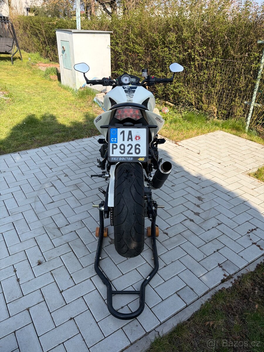 Kawasaki Z750 ABS - 2