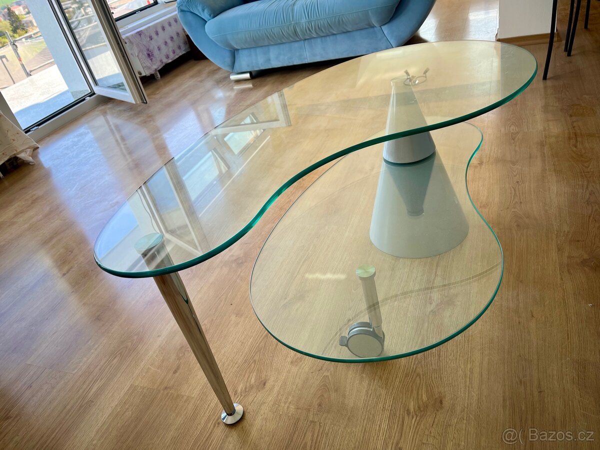 Stolek designový obývákový - 2