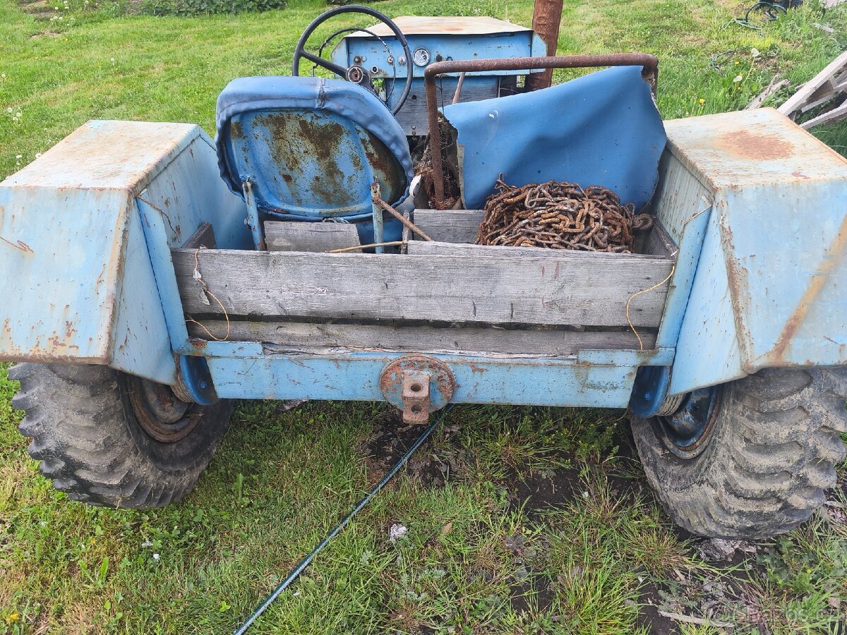 Malotraktor domácí výroby - 2