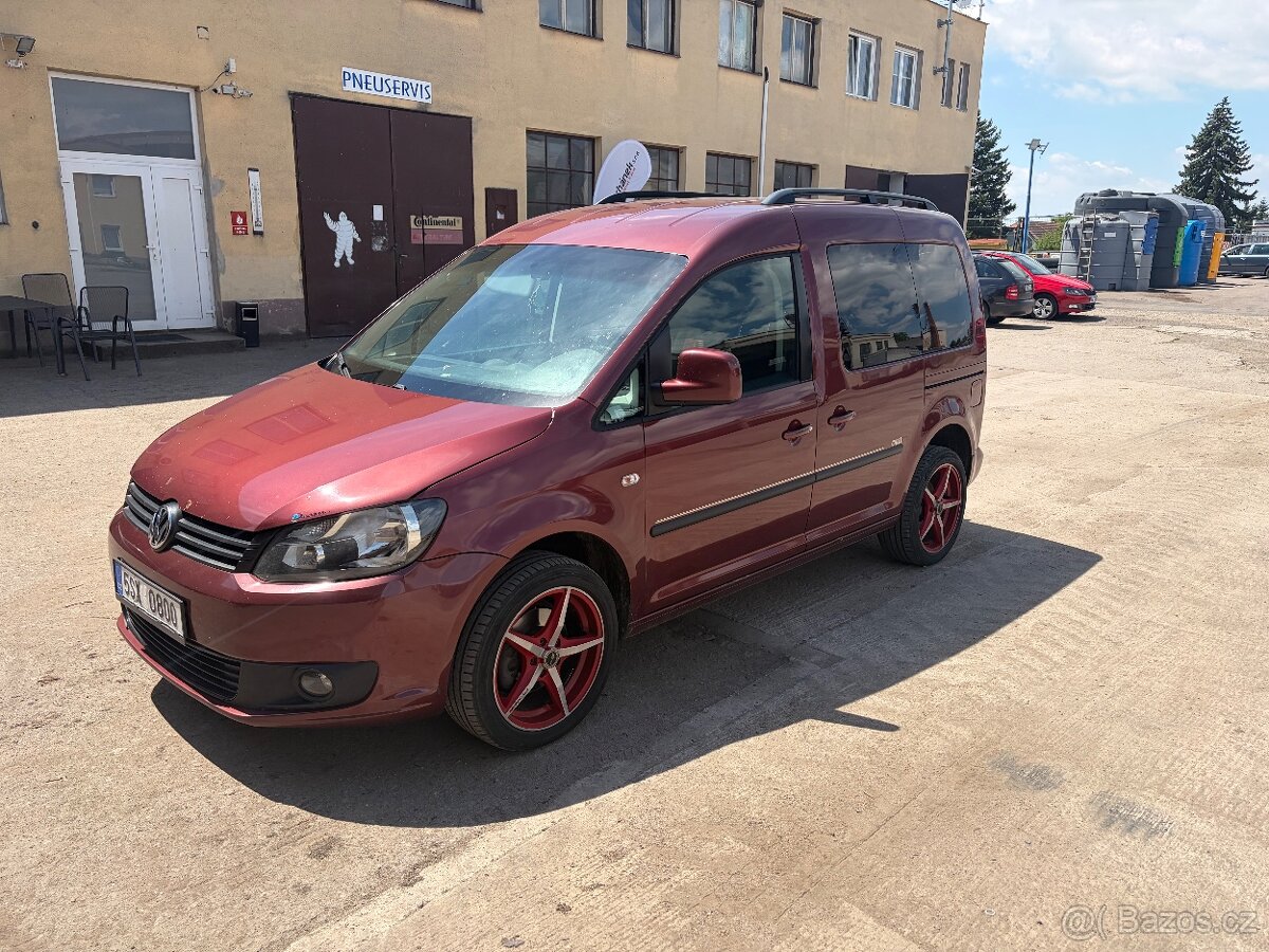 Prodám VW Caddy 1,6 tdi 105000,+s DPH - 2