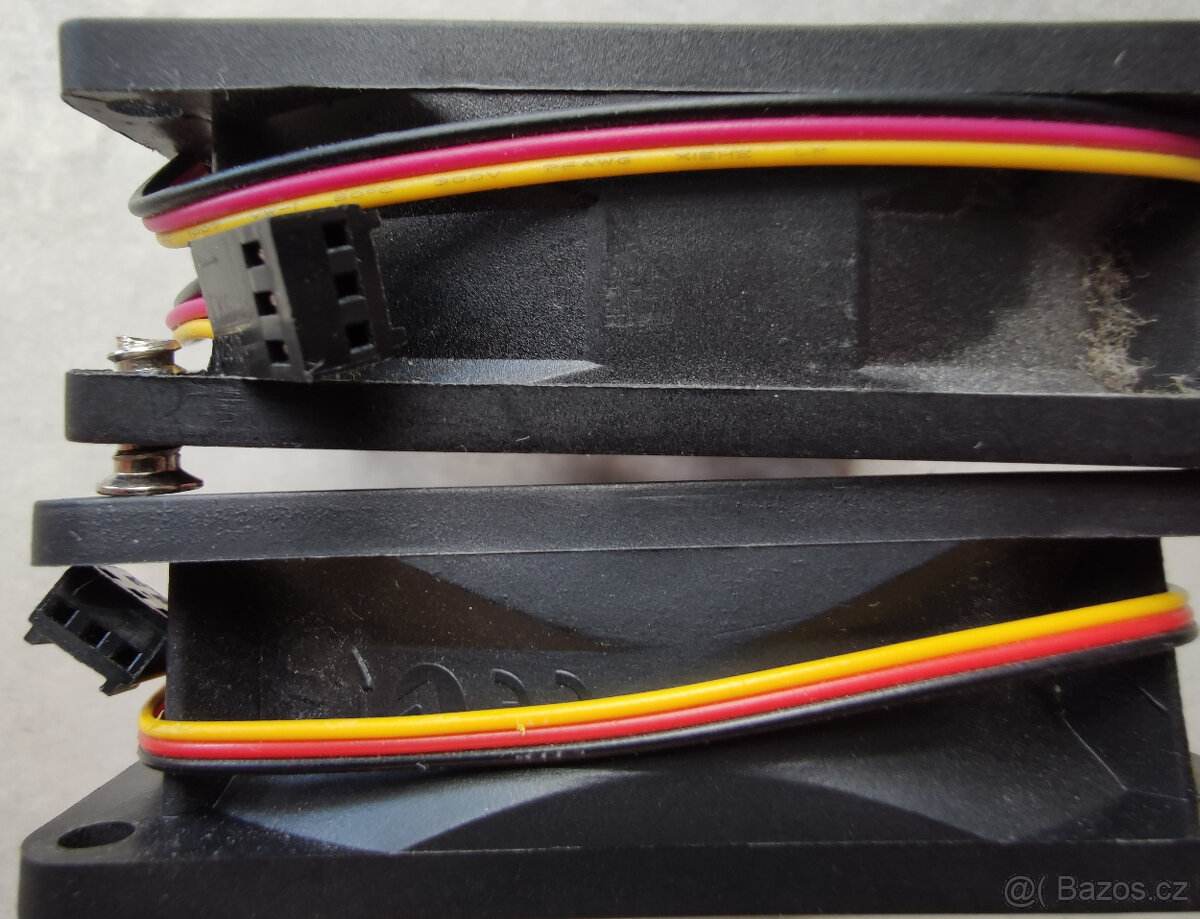 2x Ventilátory 80mm (Arctic F8 a Airen) - 2