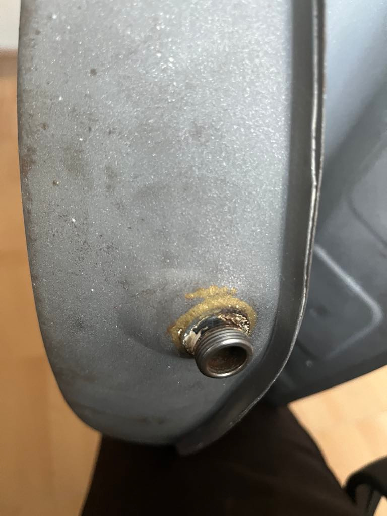 Prodám opískovanou nádrž Simson S51
