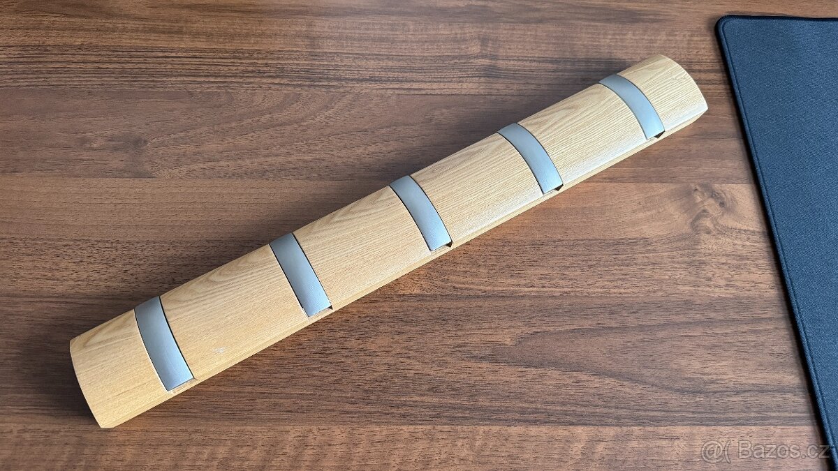 Designový nástěnný věšák na oblečení Umbra - 2