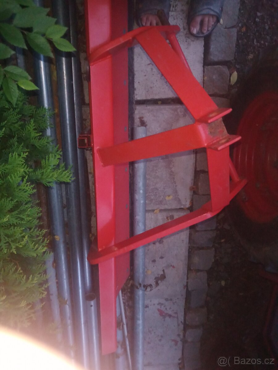Prodám sněhová radlice za malotraktor 150 cm - 2