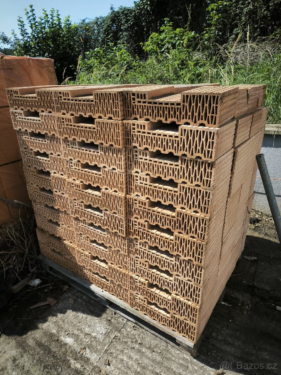 Cihla Heluz Family 44 K 1/2 broušená 125x440x249 - 2