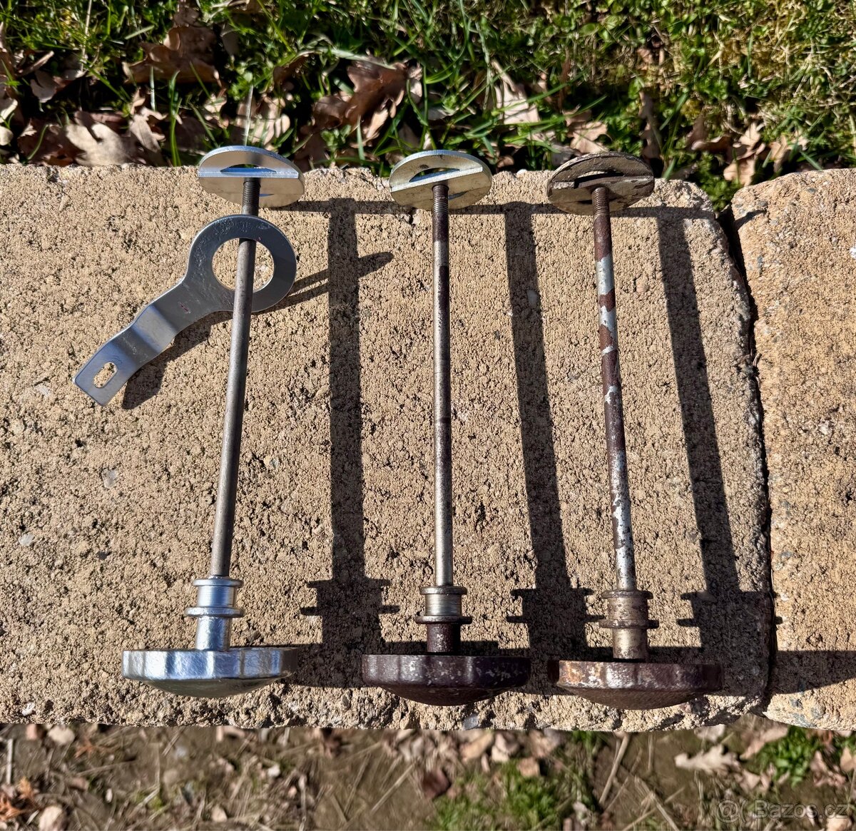 Jawa pérák, Ogar 350 - šrouby tuhosti řízení - 2