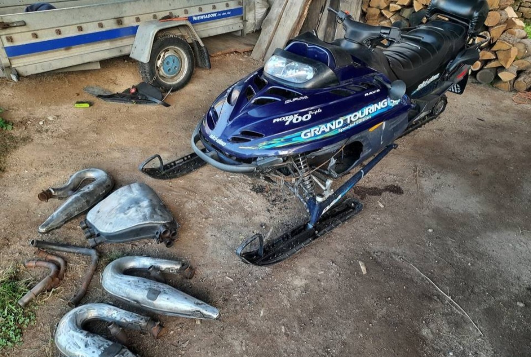 Díly pro sněžný skútr Ski Doo Grand Touring Rotax 700 - 2