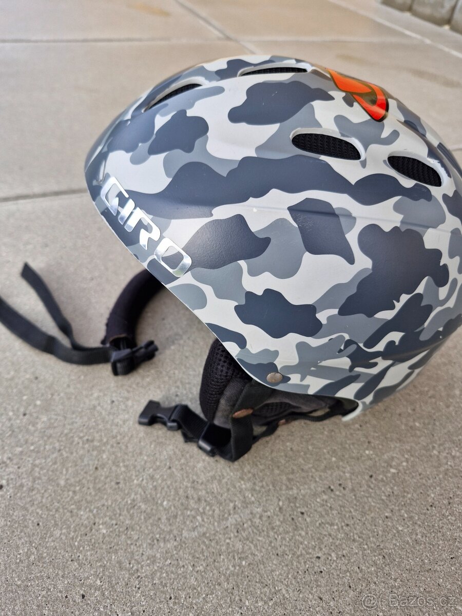 Lyžařská helma GIRO - 2