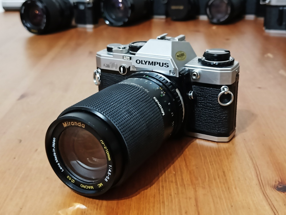OLYMPUS OM-10 (Miranda MC Macro 70-210mm) - 1979 - 2