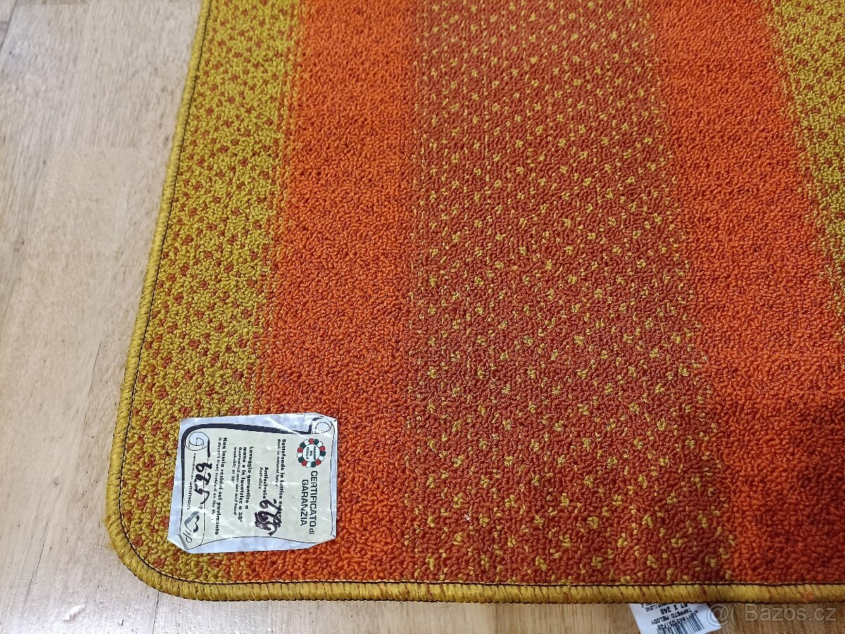 Koberec 57x240cm nový - 2