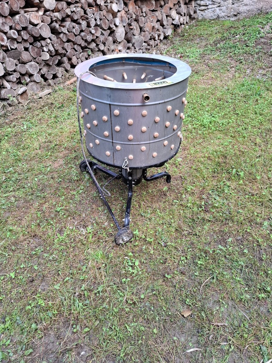 Pronajmu škubačku na drůbež - 2