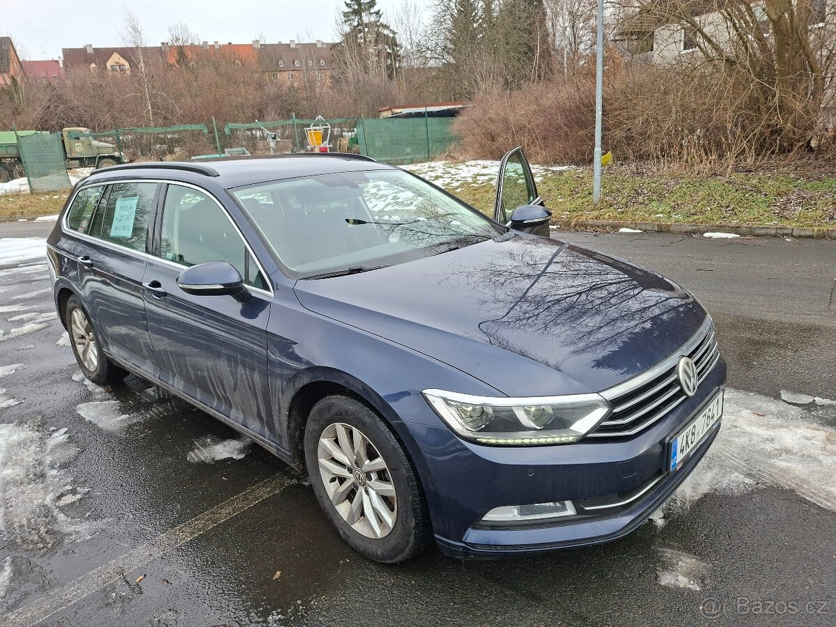 Volkswagen Passat - 2