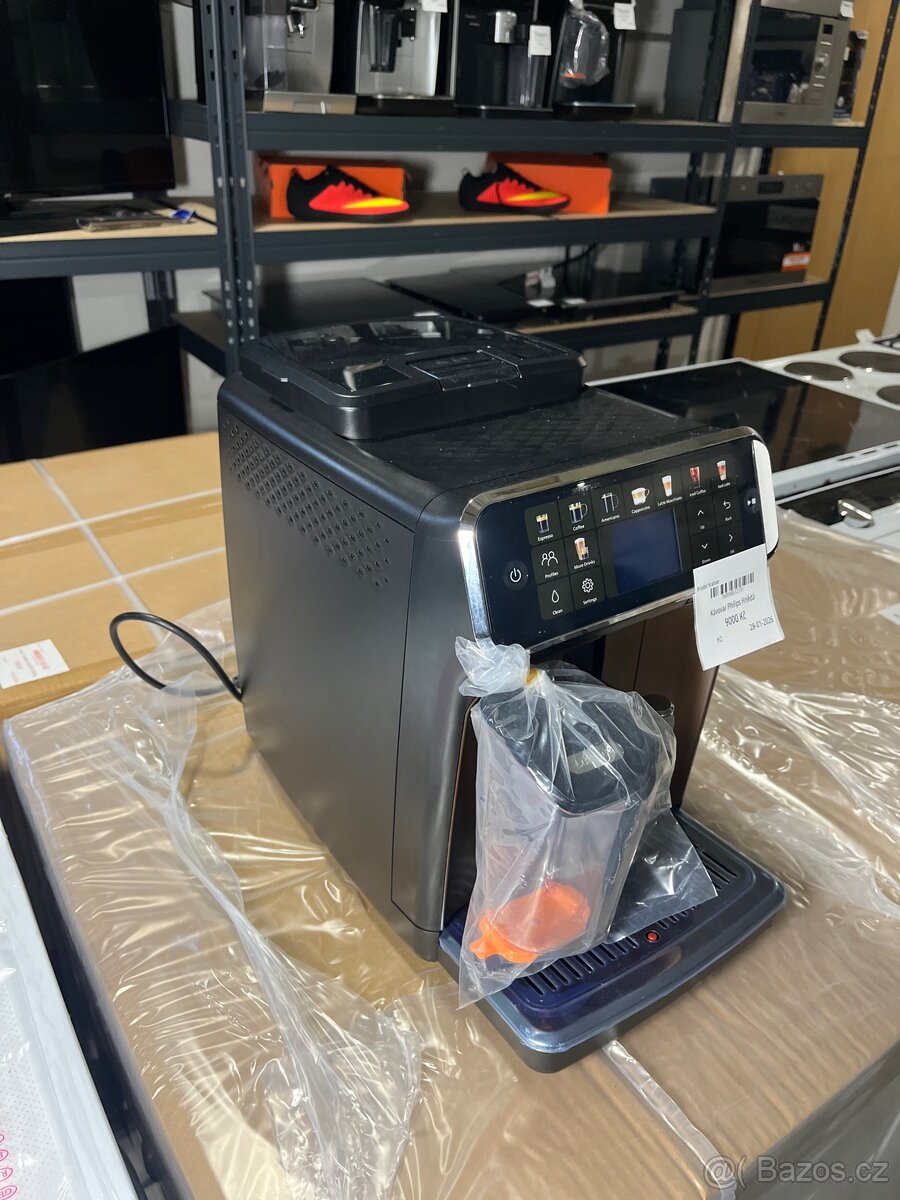 Philips 5500 LatteGo hnědá/černá zánovní TOP - 2