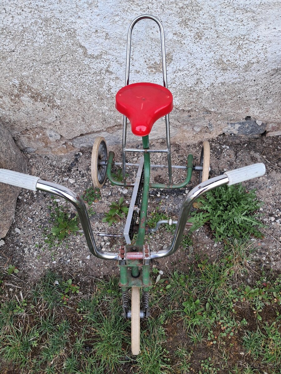 Retro tříkolka - 2