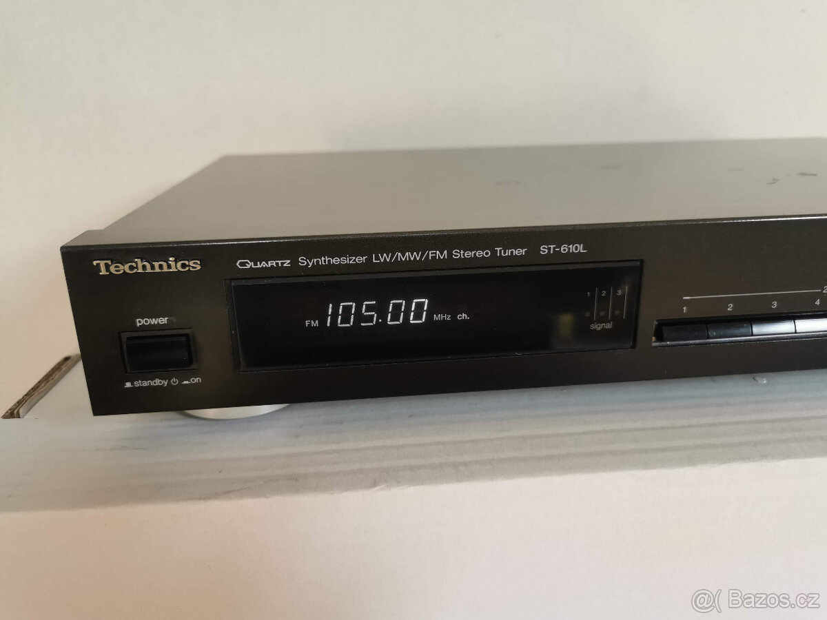 TECHNICS STEREO TUNER - 2
