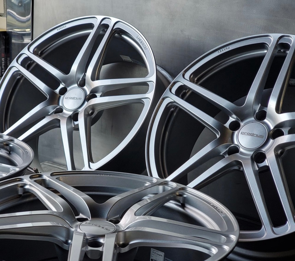 Rays Prodrive GC05K - 2