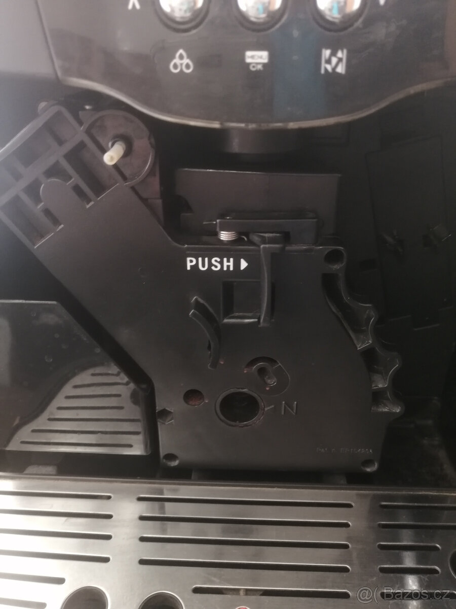 automatický kávovar SAECO - 2