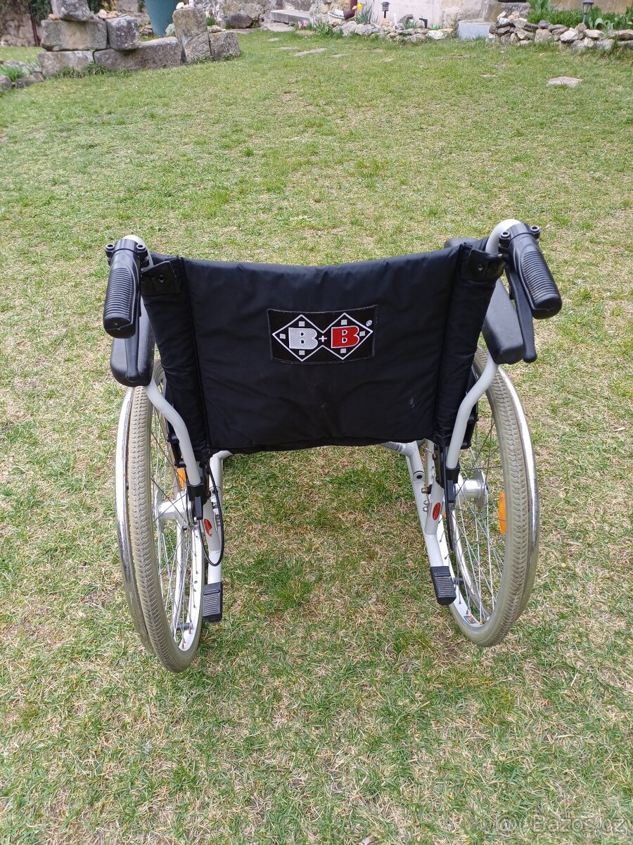 Invalidní vozík - 2