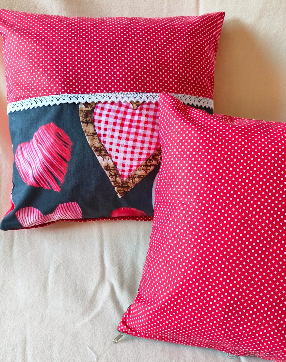 Dva povlaky na polštářky oboustranné - 2