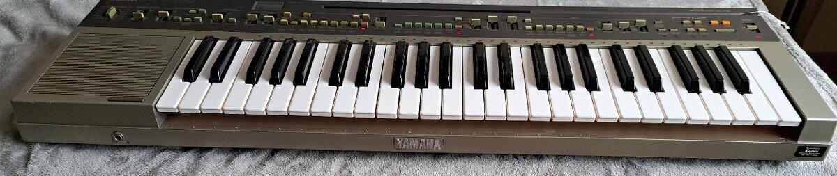 Yamaha PC-1000 - 2