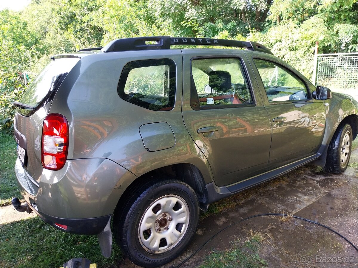 Dacie Duster 2015 - 2