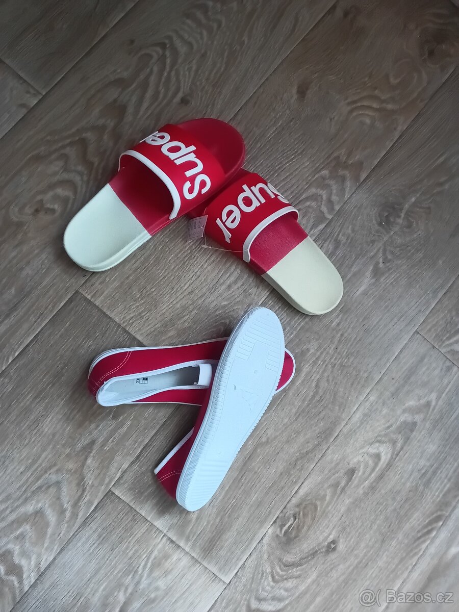 DVOJE NOVÉ BOTY 40 - 2