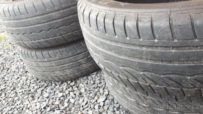 sada pneu Dunlop 235/55-17 - 2