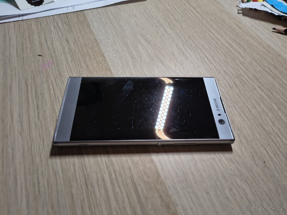 Sony Xperia xa2 - 2