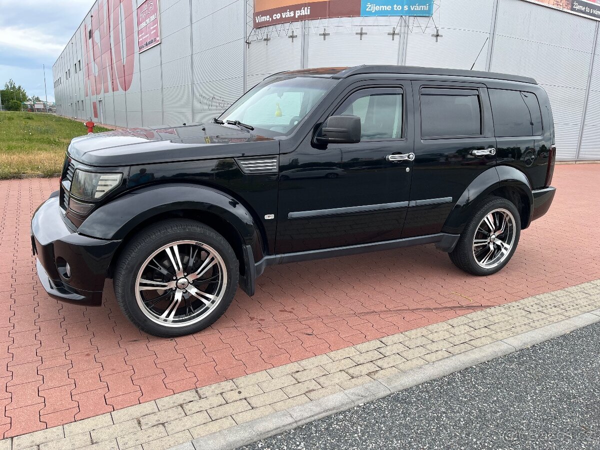 Dodge Nitro 2.8 CRD 4x4 Automat - 2