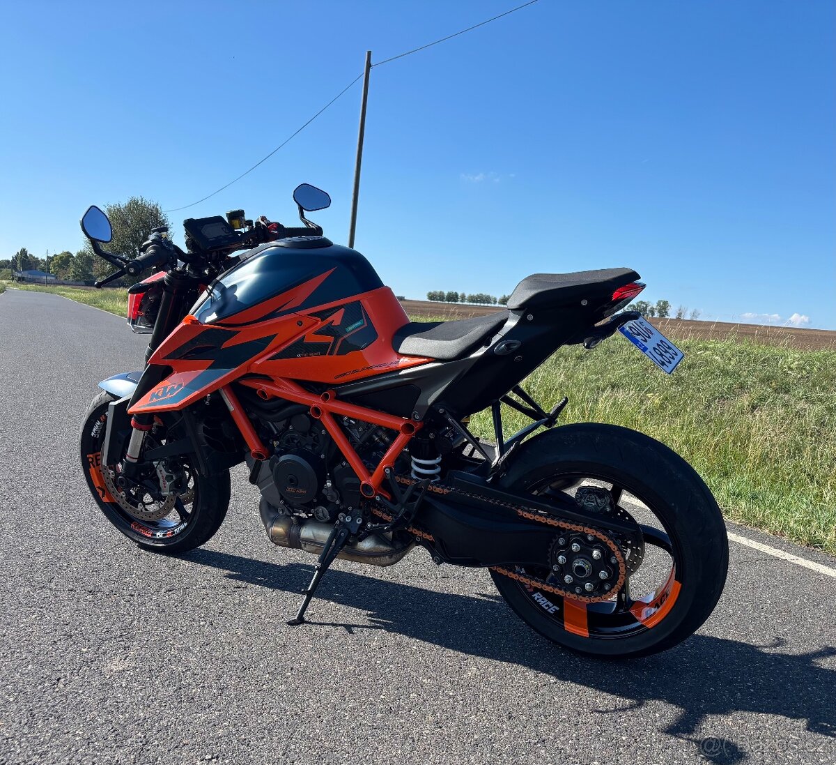 KTM 1290 SUPER DUKE R - 2
