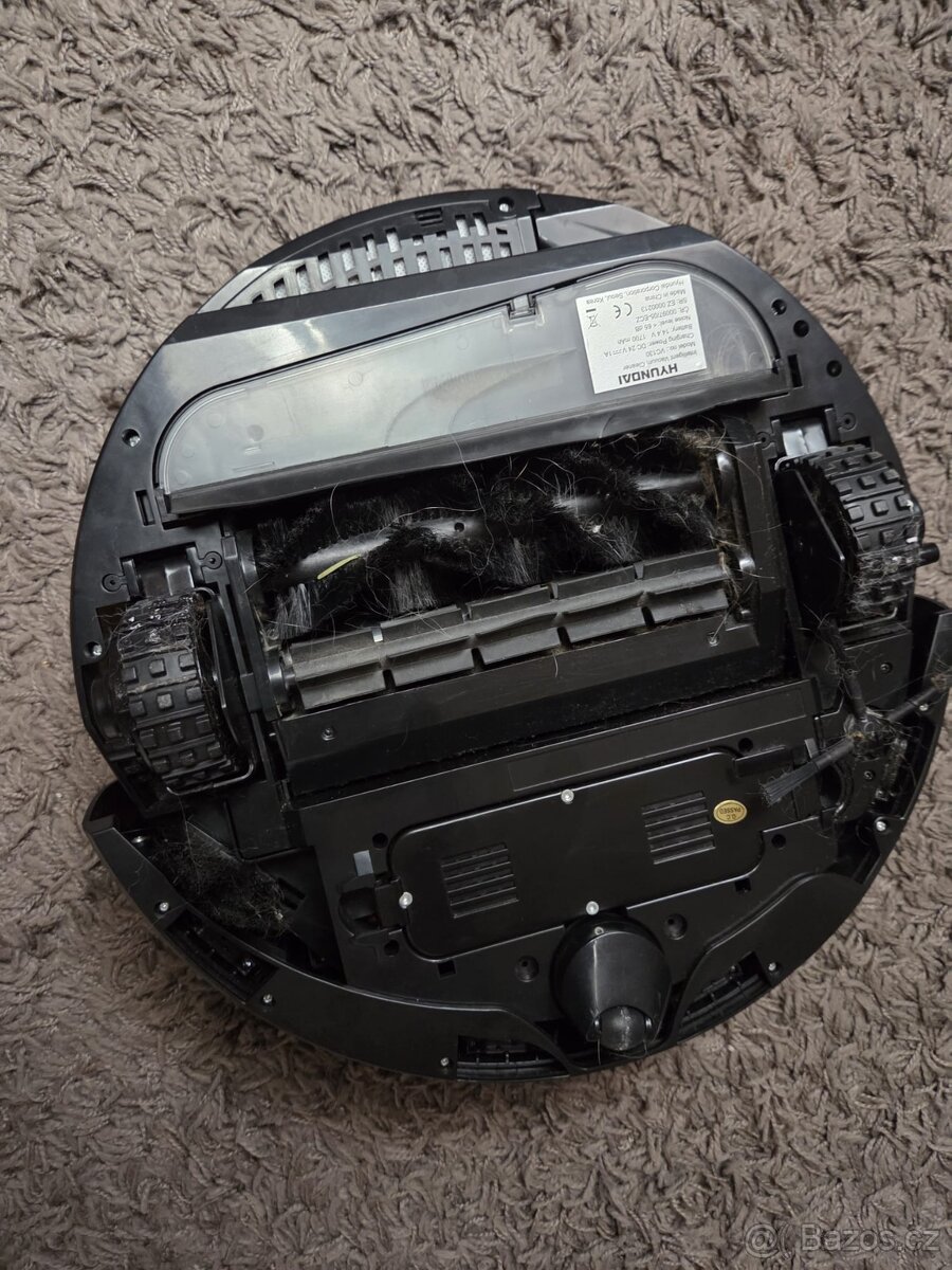 Robotický vysavač hyundai vc130 - 2