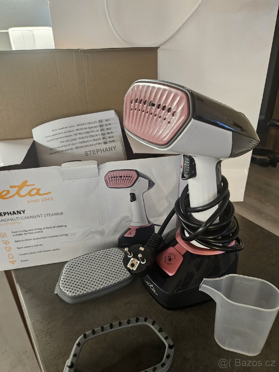 Ruční napařovač oděvů - 2