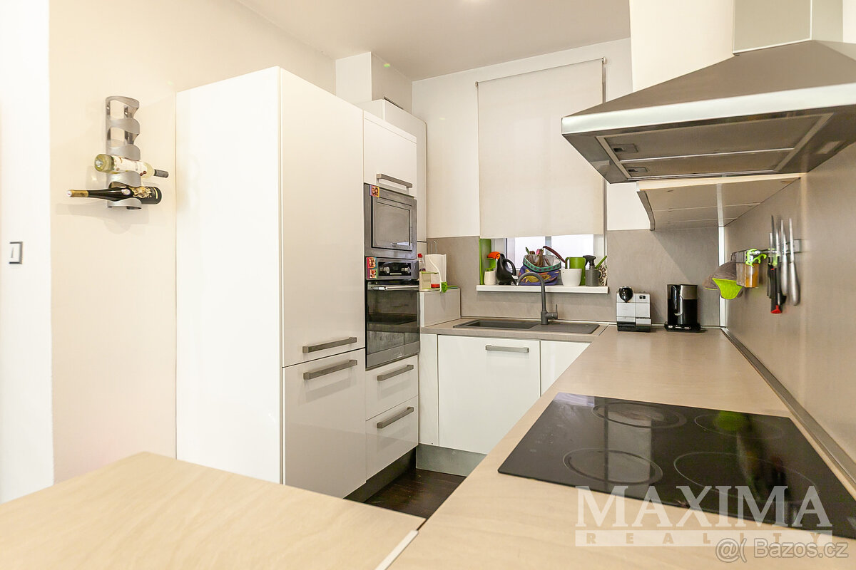 Byt 2+1 o ploše 74 m2 - Praha, Libeň - 2