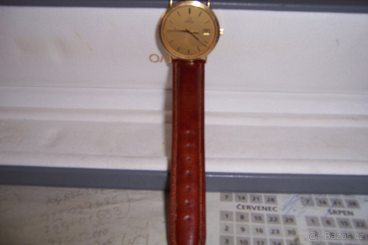 Zlaté náramkové hodinky Omega - 2