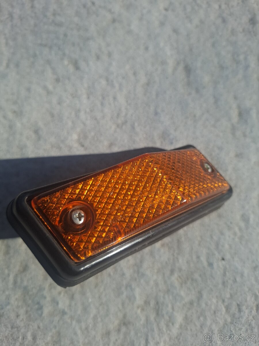 Nový boční blinkr Fiat 125 P - 2