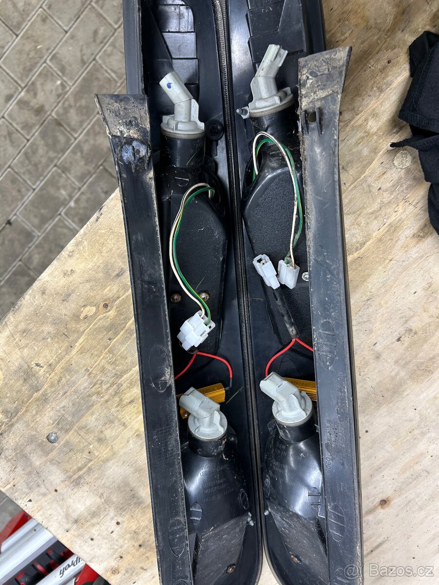 Zadní světla ford focus mk2 - 2