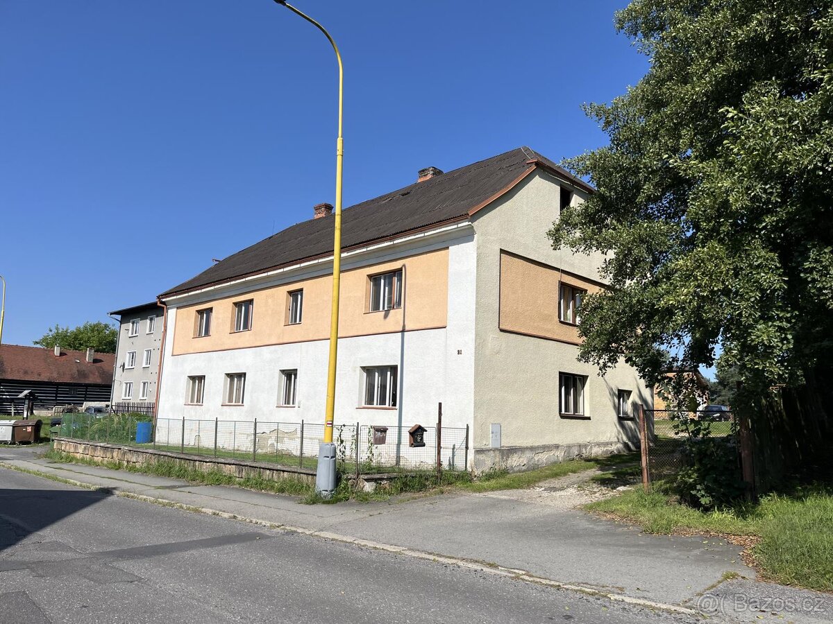 Prodej RD se zahradou 1628 m2 ve Stráži pod Ralskem - 2